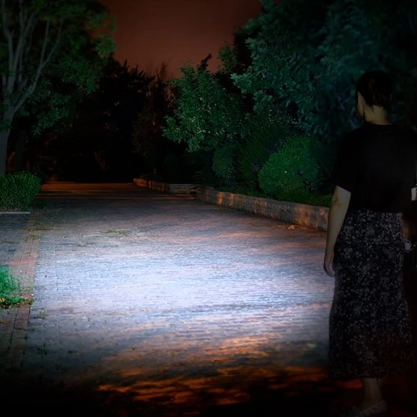 Fenix E02R USB Rechargeable Keychain Light | 200 Lumens - Image 4